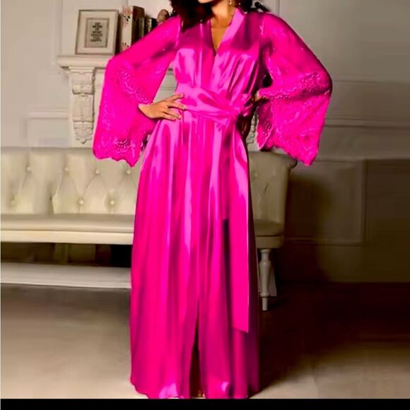 Elegant Pink Lace Trim Robe - Picture 1 of 1